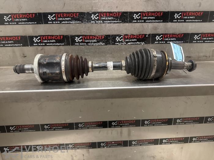 Gebruikte Aandrijfas links-voor Toyota Hilux V/VI 2.4 D4D-F 16V 4x4 Prijs € 302,50 Inclusief btw aangeboden door Verhoef Cars & Parts