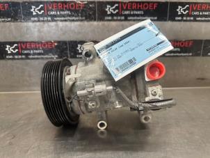 Gebruikte Pomp Airco Toyota Hilux V/VI 2.4 D4D-F 16V 4x4 Prijs op aanvraag aangeboden door Verhoef Cars & Parts