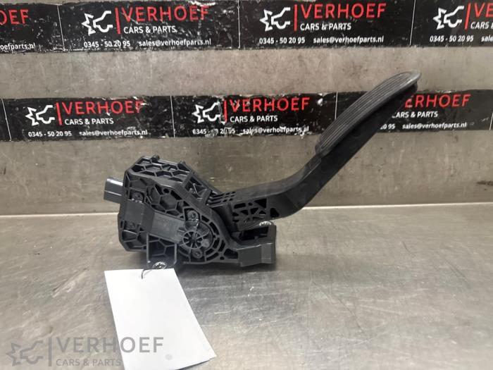 Gebruikte Gaspedaalpositie Sensor Toyota Hilux V/VI 2.4 D4D-F 16V 4x4 Prijs € 121,00 Inclusief btw aangeboden door Verhoef Cars & Parts