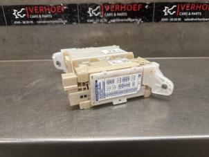 Gebruikte Zekeringkast Toyota Hilux V/VI 2.4 D4D-F 16V 4x4 Prijs € 121,00 Inclusief btw aangeboden door Verhoef Cars & Parts