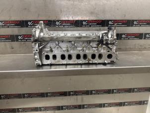Gebruikte Cilinderkop Opel Vivaro 1.6 CDTI BiTurbo 120 Prijs op aanvraag aangeboden door Verhoef Cars & Parts