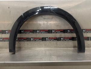 Gebruikte Wielrand achter Peugeot 208 II (UB/UH/UP) 1.2 Vti 12V PureTech 100 Prijs € 50,00 Margeregeling aangeboden door Verhoef Cars & Parts