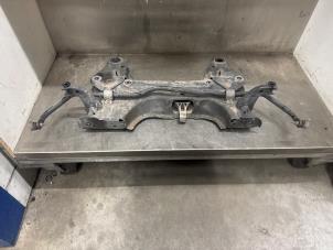 Gebruikte Subframe Peugeot 208 II (UB/UH/UP) 1.2 Vti 12V PureTech 100 Prijs € 125,00 Margeregeling aangeboden door Verhoef Cars & Parts