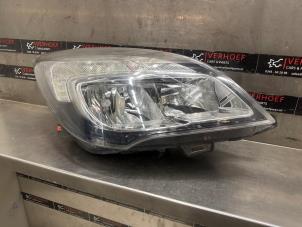 Gebruikte Rechter Koplamp Opel Meriva 1.4 Turbo 16V ecoFLEX Prijs € 300,00 Margeregeling aangeboden door Verhoef Cars & Parts