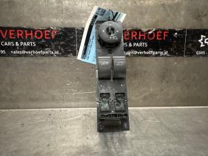 Gebruikte Combischakelaar ramen Ford Transit Connect (PJ2) 1.5 EcoBlue Prijs € 36,30 Inclusief btw aangeboden door Verhoef Cars & Parts