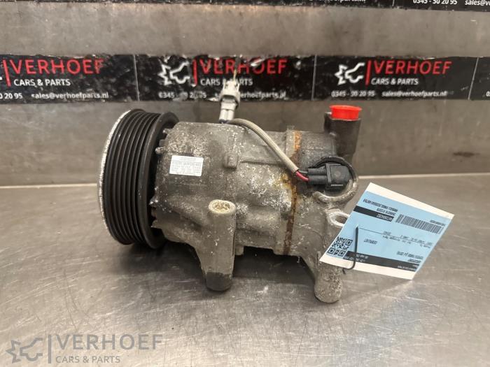Gebruikte Aircopomp Toyota Yaris III (P13) 1.0 12V VVT-i Prijs € 150,00 Margeregeling aangeboden door Verhoef Cars & Parts