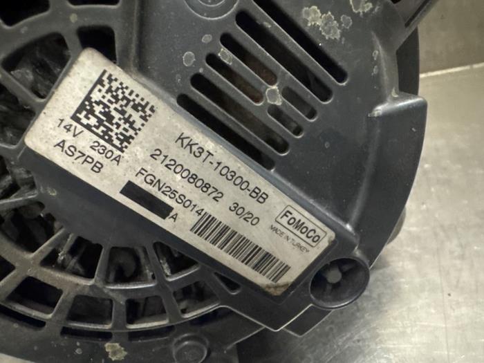 Dynamo van een Ford Transit 2.0 TDCi 16V Eco Blue 130 2021