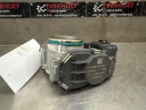 Gebruikte Gasklephuis Mercedes C Estate (S205) C-180 1.5 EQ Boost Prijs € 100,00 Margeregeling aangeboden door Verhoef Cars & Parts