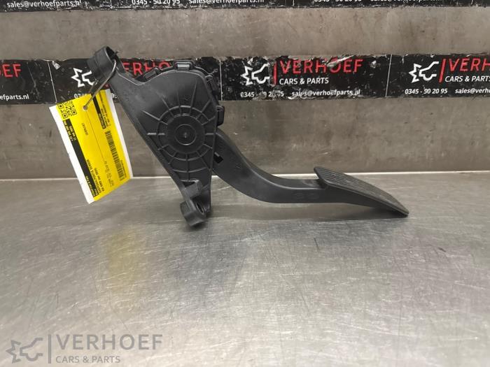 Gebruikte Sensor Gaspedaalpositie Kia Niro II (SG2) e-Niro 64.8 kWh Prijs op aanvraag aangeboden door Verhoef Cars & Parts