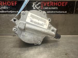 Gebruikte Vacuumpomp (Benzine) BMW M5 (F90) 4.4 xDrive V8 32V TwinPower Turbo Prijs € 150,00 Margeregeling aangeboden door Verhoef Cars & Parts