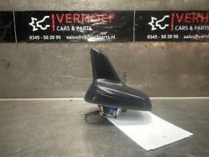 Gebruikte Antenne Audi RS 3 Sportback (8VA/8VF) 2.5 TFSI 20V Quattro Prijs € 35,00 Margeregeling aangeboden door Verhoef Cars & Parts