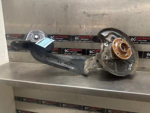 Gebruikte Asschenkel links-achter Audi RS 3 Sportback (8VA/8VF) 2.5 TFSI 20V Quattro Prijs € 100,00 Margeregeling aangeboden door Verhoef Cars & Parts