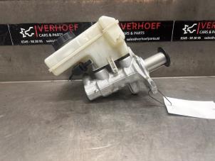 Gebruikte Hoofdremcilinder Audi RS 3 Sportback (8VA/8VF) 2.5 TFSI 20V Quattro Prijs op aanvraag aangeboden door Verhoef Cars & Parts