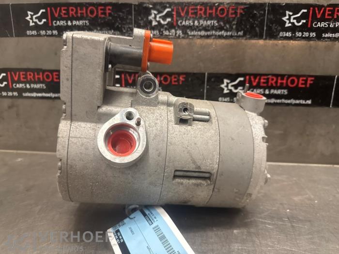 Gebruikte Aircopomp Volkswagen Up! (121) e-Up! Prijs € 300,00 Margeregeling aangeboden door Verhoef Cars & Parts