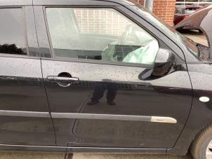 Gebruikte Deur 4Deurs rechts-voor Suzuki Swift (ZA/ZC/ZD) 1.2 16V Prijs € 250,00 Margeregeling aangeboden door Verhoef Cars & Parts