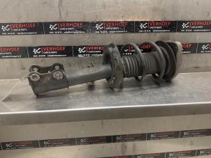 Gebruikte Mac Phersonpoot links-voor Mercedes CLA (117.3) 1.6 CLA-180 16V Prijs € 125,00 Margeregeling aangeboden door Verhoef Cars & Parts