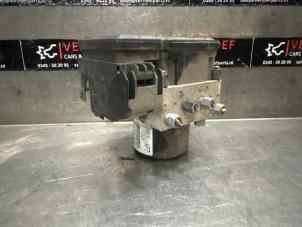 Gebruikte ABS Pomp Chevrolet Captiva (C140) 2.2 D 16V 4x4 Prijs op aanvraag aangeboden door Verhoef Cars & Parts