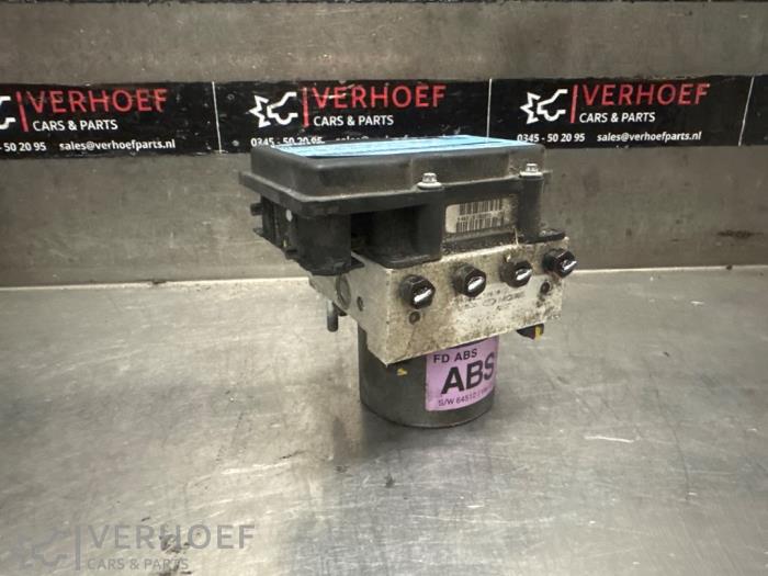 Gebruikte ABS Pomp Hyundai i30 Crosswagon (WWH) 1.4 CVVT 16V Prijs € 75,00 Margeregeling aangeboden door Verhoef Cars & Parts