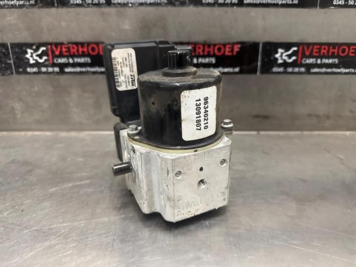 ABS Pomp van een Daewoo Matiz 0.8 S,SE 2004