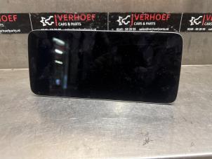 Gebruikte Display Multi Media regelunit Mercedes C Estate (S205) C-180 1.5 EQ Boost Prijs € 275,00 Margeregeling aangeboden door Verhoef Cars & Parts