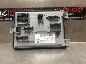 Gebruikte Comfort Module Mercedes C Estate (S205) C-180 1.5 EQ Boost Prijs € 100,00 Margeregeling aangeboden door Verhoef Cars & Parts