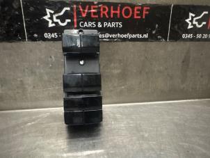 Gebruikte Schakelblok ruiten Maserati Grecale 2.0 GT MHEV Q4 16V Prijs op aanvraag aangeboden door Verhoef Cars & Parts