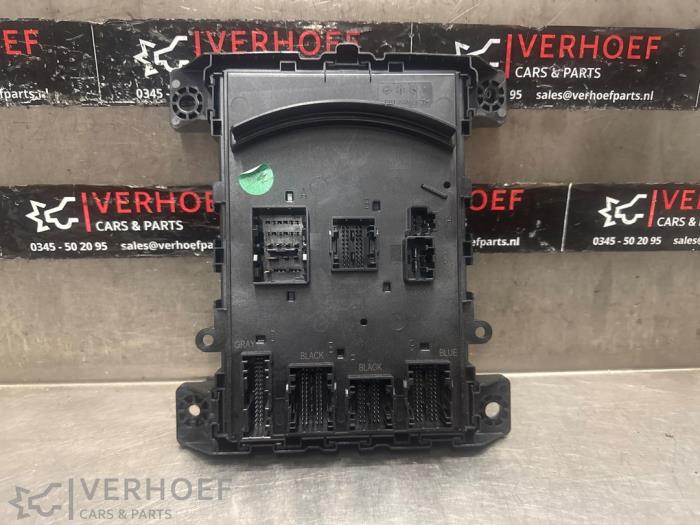 Gebruikte Module Bodycontrol Maserati Grecale 2.0 GT MHEV Q4 16V Prijs op aanvraag aangeboden door Verhoef Cars & Parts