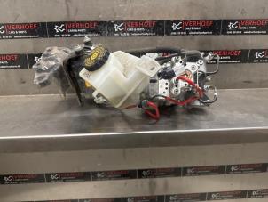 Gebruikte ABS Pomp Toyota Auris (E15) 1.8 16V HSD Full Hybrid Prijs € 300,00 Margeregeling aangeboden door Verhoef Cars & Parts