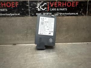 Gebruikte Dode hoek sensor Mercedes GLE Coupe (C167) 350 e 2.0 16V 4-Matic Prijs € 175,00 Margeregeling aangeboden door Verhoef Cars & Parts