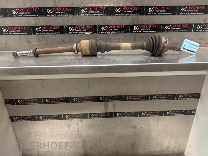 Gebruikte Steekas rechts-voor Peugeot 206 (2A/C/H/J/S) 2.0 GTI 16V Prijs € 50,00 Margeregeling aangeboden door Verhoef Cars & Parts