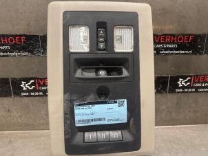 Gebruikte Binnenverlichting voor Dodge 1500 Crew Cab (DS) 5.7 Hemi V8 Prijs op aanvraag aangeboden door Verhoef Cars & Parts