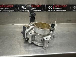 Gebruikte Gasklephuis Renault Arkana (RJLL) 1.6 E-Tech 145 16V Prijs op aanvraag aangeboden door Verhoef Cars & Parts