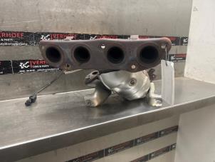 Gebruikte Katalysator Renault Arkana (RJLL) 1.6 E-Tech 145 16V Prijs op aanvraag aangeboden door Verhoef Cars & Parts