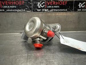 Gebruikte Hogedrukpomp Mercedes GLC (X253) 2.0 350 e 16V 4-Matic Prijs € 150,00 Margeregeling aangeboden door Verhoef Cars & Parts