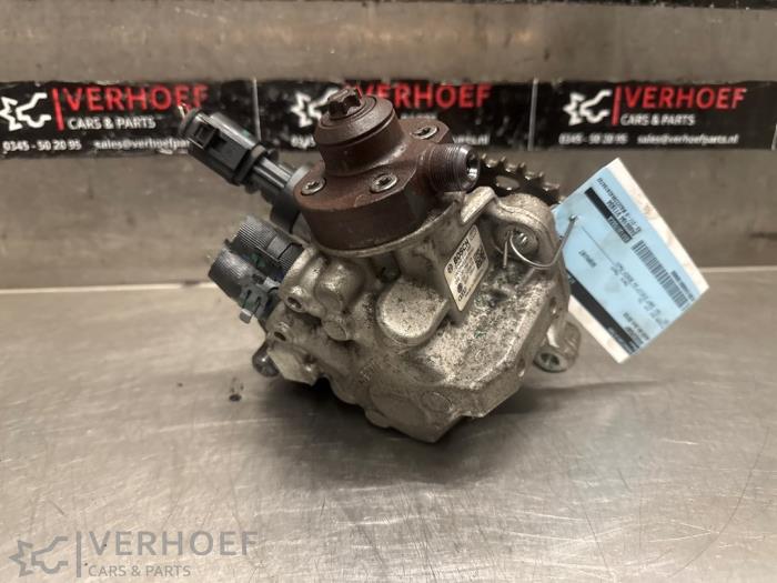 Gebruikte Dieselpomp Audi A4 Avant (B8) 3.0 TDI 245 V6 24V Quattro Prijs € 350,00 Margeregeling aangeboden door Verhoef Cars & Parts