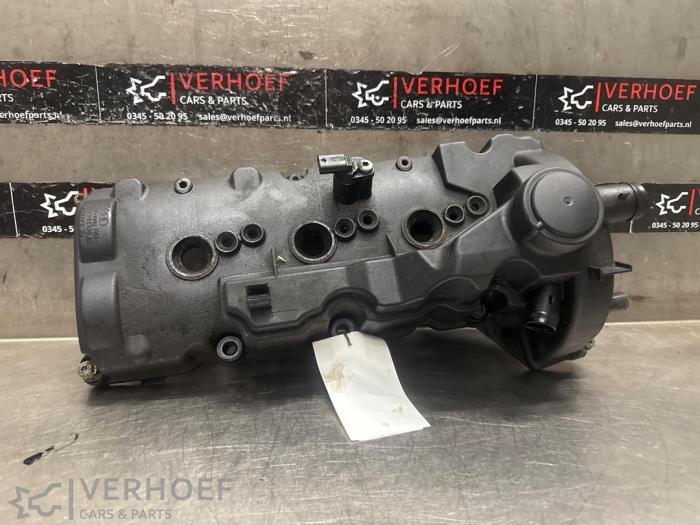 Gebruikte Kleppendeksel Audi A4 Avant (B8) 3.0 TDI 245 V6 24V Quattro Prijs € 50,00 Margeregeling aangeboden door Verhoef Cars & Parts