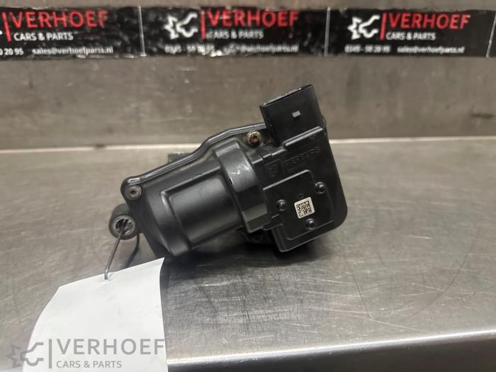Gebruikte Gasklephuis Audi A4 Avant (B8) 3.0 TDI 245 V6 24V Quattro Prijs € 75,00 Margeregeling aangeboden door Verhoef Cars & Parts