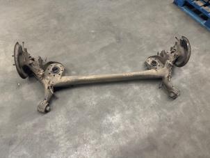 Gebruikte Achteras voorwielaandrijving Toyota Yaris III (P13) 1.33 16V Dual VVT-I Prijs € 200,00 Margeregeling aangeboden door Verhoef Cars & Parts