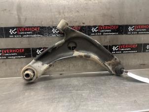 Gebruikte Triangel rechts-voor Toyota Yaris III (P13) 1.33 16V Dual VVT-I Prijs € 40,00 Margeregeling aangeboden door Verhoef Cars & Parts