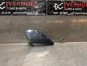 Gebruikte Afdekkap Sleepoog voor Mercedes S (222.0/222.1) 3.0 S-350d Prijs € 20,00 Margeregeling aangeboden door Verhoef Cars & Parts