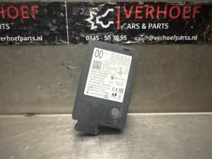 Gebruikte Dode hoek sensor Mercedes S (222.0/222.1) 3.0 S-350d Prijs € 175,00 Margeregeling aangeboden door Verhoef Cars & Parts