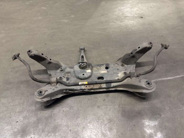 Subframe van een Ford Transit Custom 2.0 TDCi 16V Eco Blue 105 2020