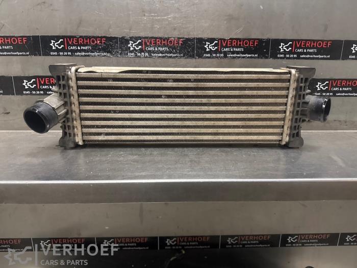 Gebruikte Intercooler Ford Transit Custom 2.0 TDCi 16V Eco Blue 105 Prijs € 90,75 Inclusief btw aangeboden door Verhoef Cars & Parts