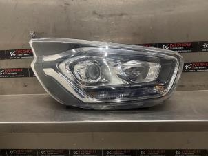 Gebruikte Koplamp rechts Ford Transit Custom 2.0 TDCi 16V Eco Blue 105 Prijs € 484,00 Inclusief btw aangeboden door Verhoef Cars & Parts