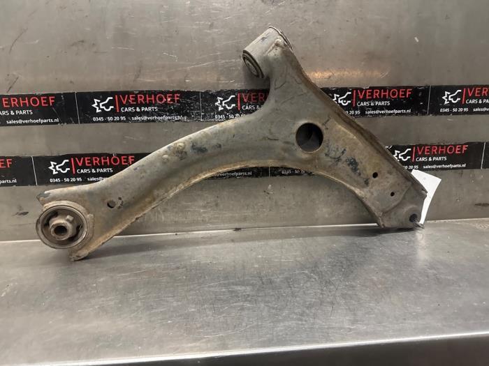 Draagarm links-voor van een Ford Transit Custom 2.0 TDCi 16V Eco Blue 105 2020
