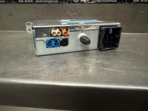 Gebruikte Radio module Opel Corsa F (UB/UH/UP) 1.2 Turbo 12V 100 Prijs € 275,00 Margeregeling aangeboden door Verhoef Cars & Parts