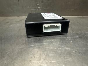 Gebruikte Dode hoek sensor Mitsubishi ASX 1.6 MIVEC 16V Prijs € 40,00 Margeregeling aangeboden door Verhoef Cars & Parts