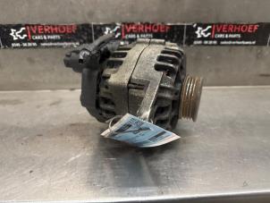 Gebruikte Dynamo Kia Rio II (DE) 1.4 16V Prijs € 40,00 Margeregeling aangeboden door Verhoef Cars & Parts