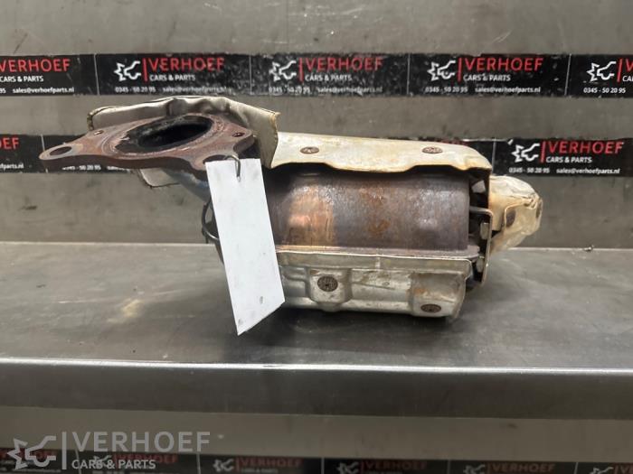 Gebruikte Katalysator Nissan Qashqai (J11) 1.2 DIG-T 16V Prijs € 200,00 Margeregeling aangeboden door Verhoef Cars & Parts