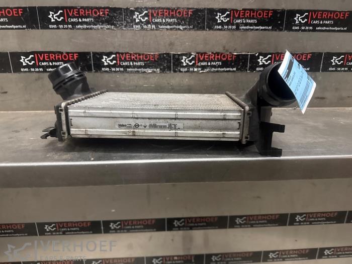 Gebruikte Intercooler Nissan Qashqai (J11) 1.2 DIG-T 16V Prijs € 65,00 Margeregeling aangeboden door Verhoef Cars & Parts